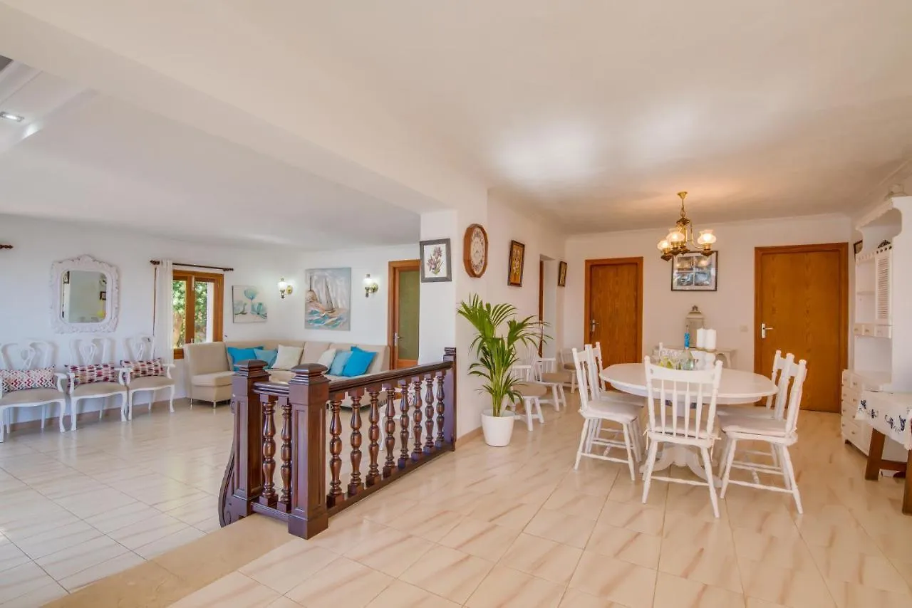 Ideal Property Mallorca - Bell Punt Alcanada Spain